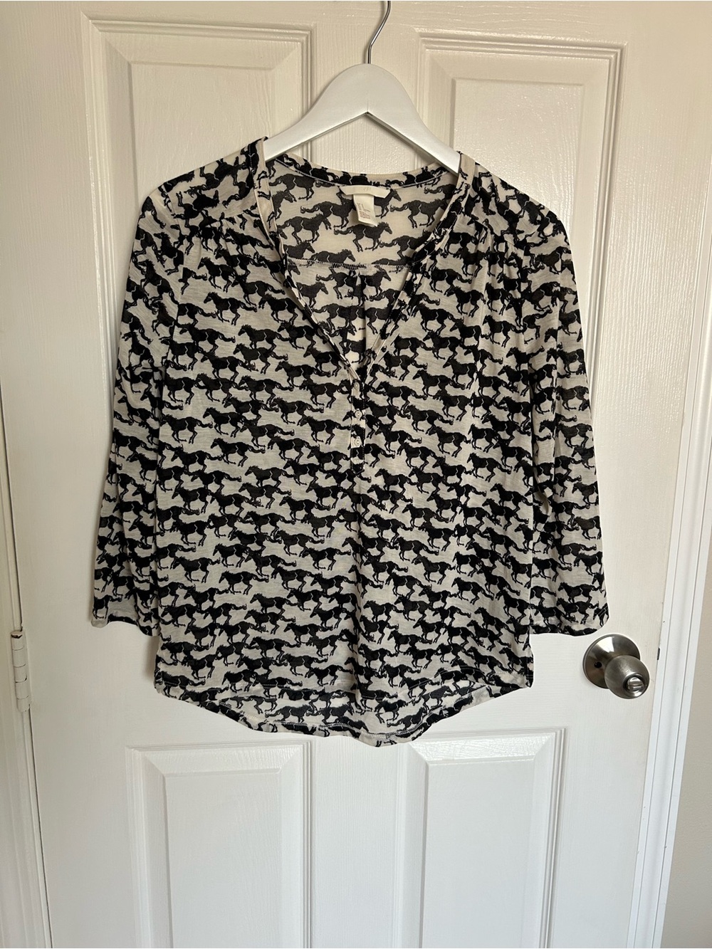 H&M Black and White Horse-Pattern V-Neck Blouse